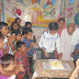 कानपुर - सराहनीय कदम, बेसहारा बच्चों के साथ मनाया जन्मदिन