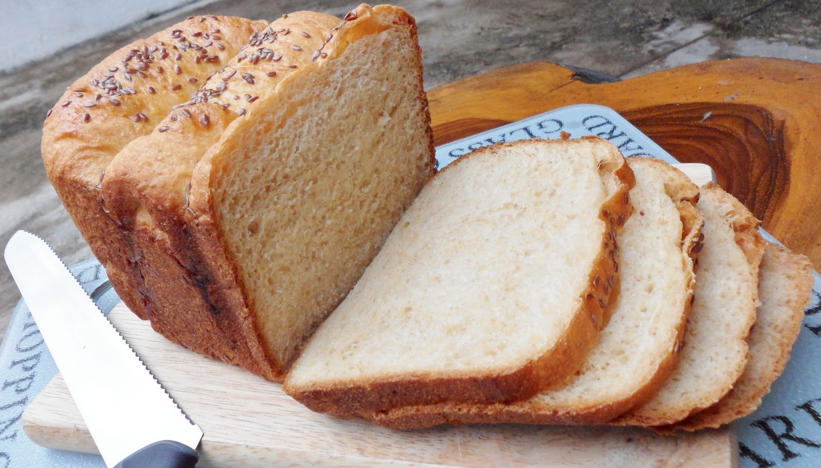 Sugar & Spice & everything nice Wholemeal bread tangzhong method