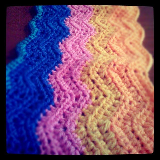 Go mumma Zig zag crochet with video tutorial... so easy!