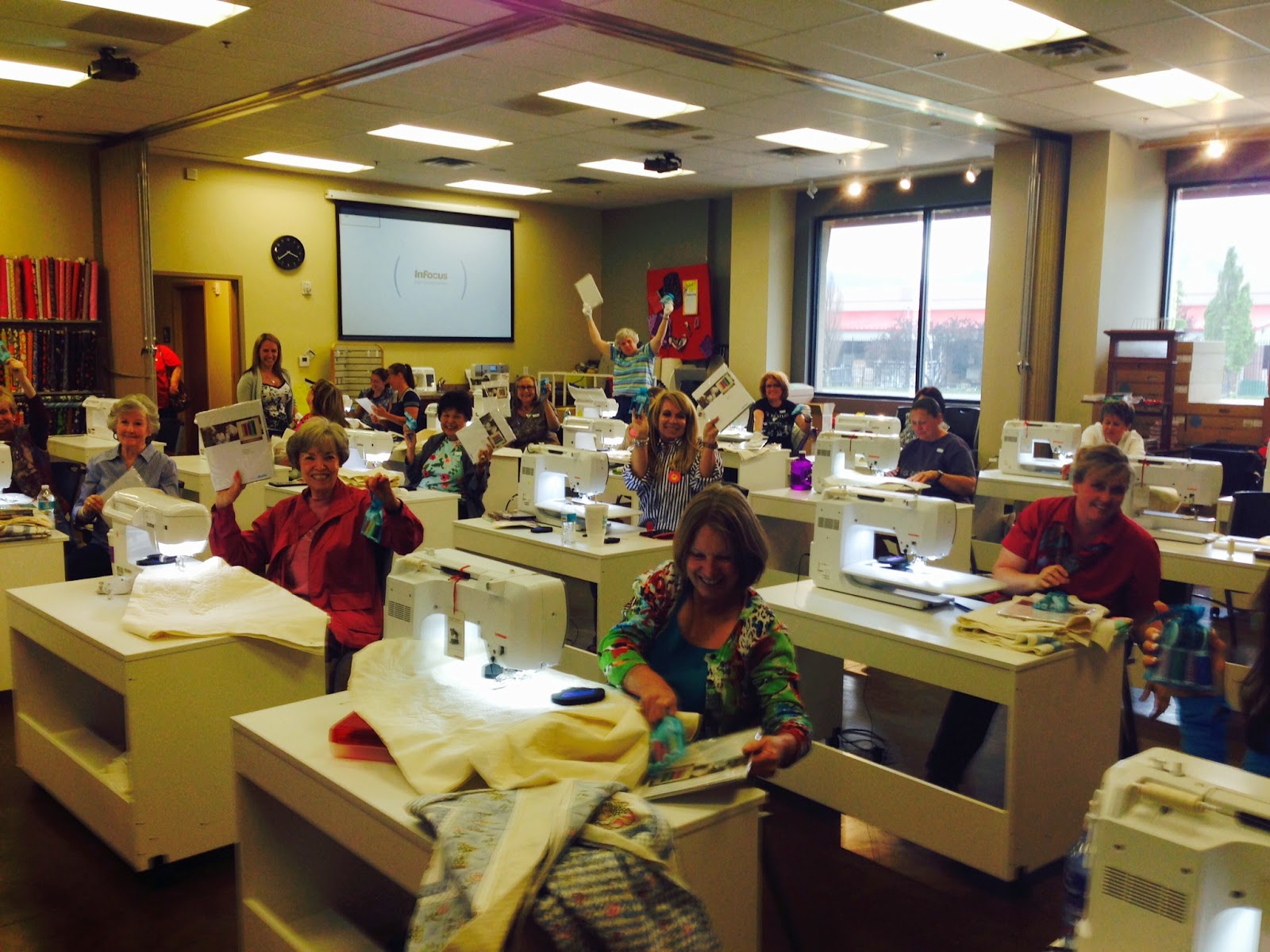 Paula Reid - Machine Quilter: Fluff & Stuff at Nuttall's!