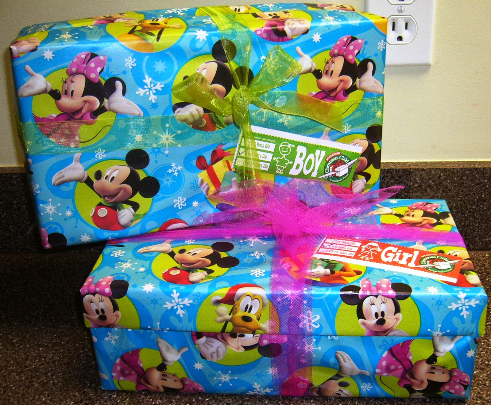 Simply Shoeboxes Special, Unexpected Filled Operation Christmas Child