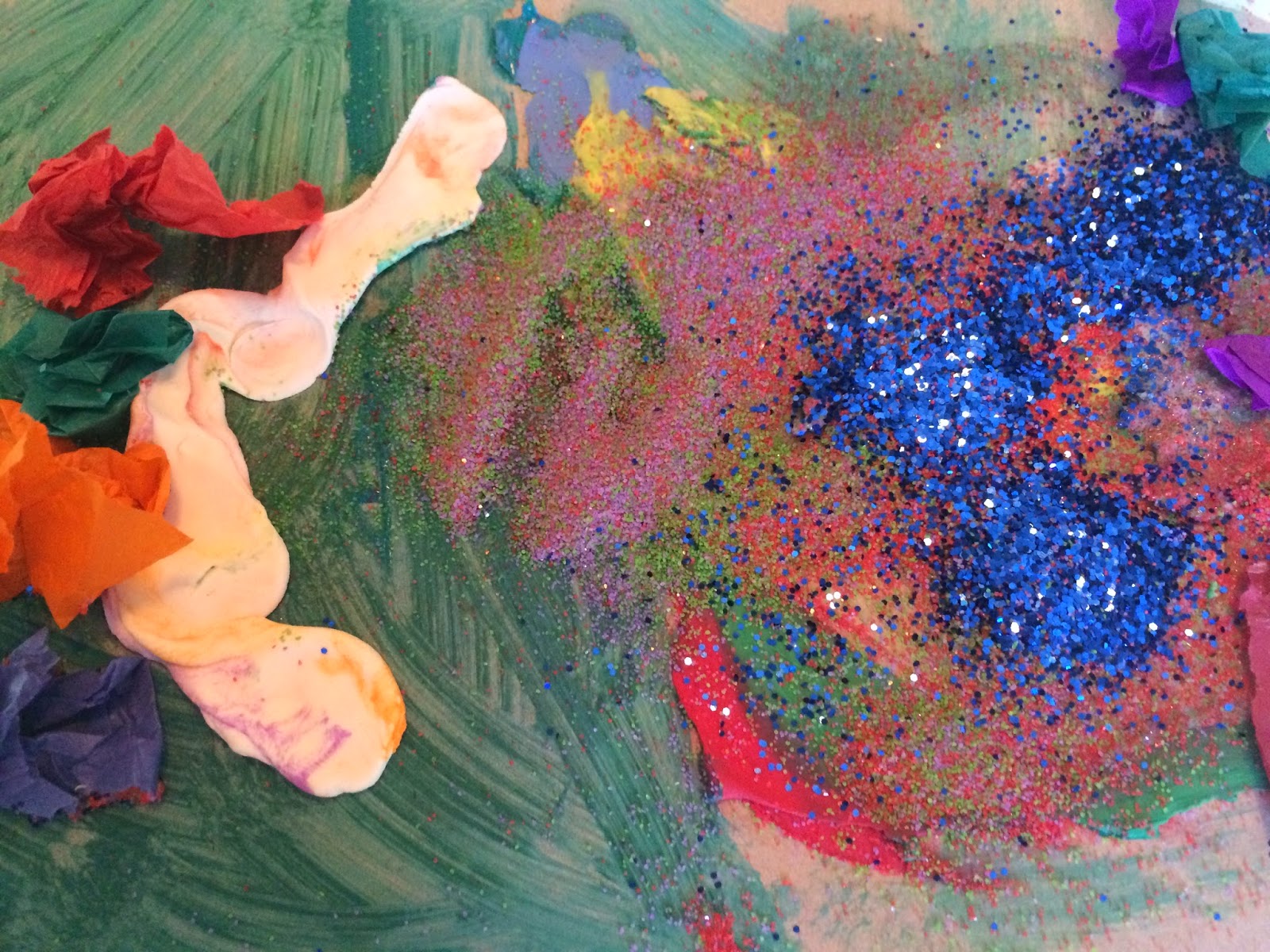 Mini and Mommies Kids' Process Art Explore MixedMedia and