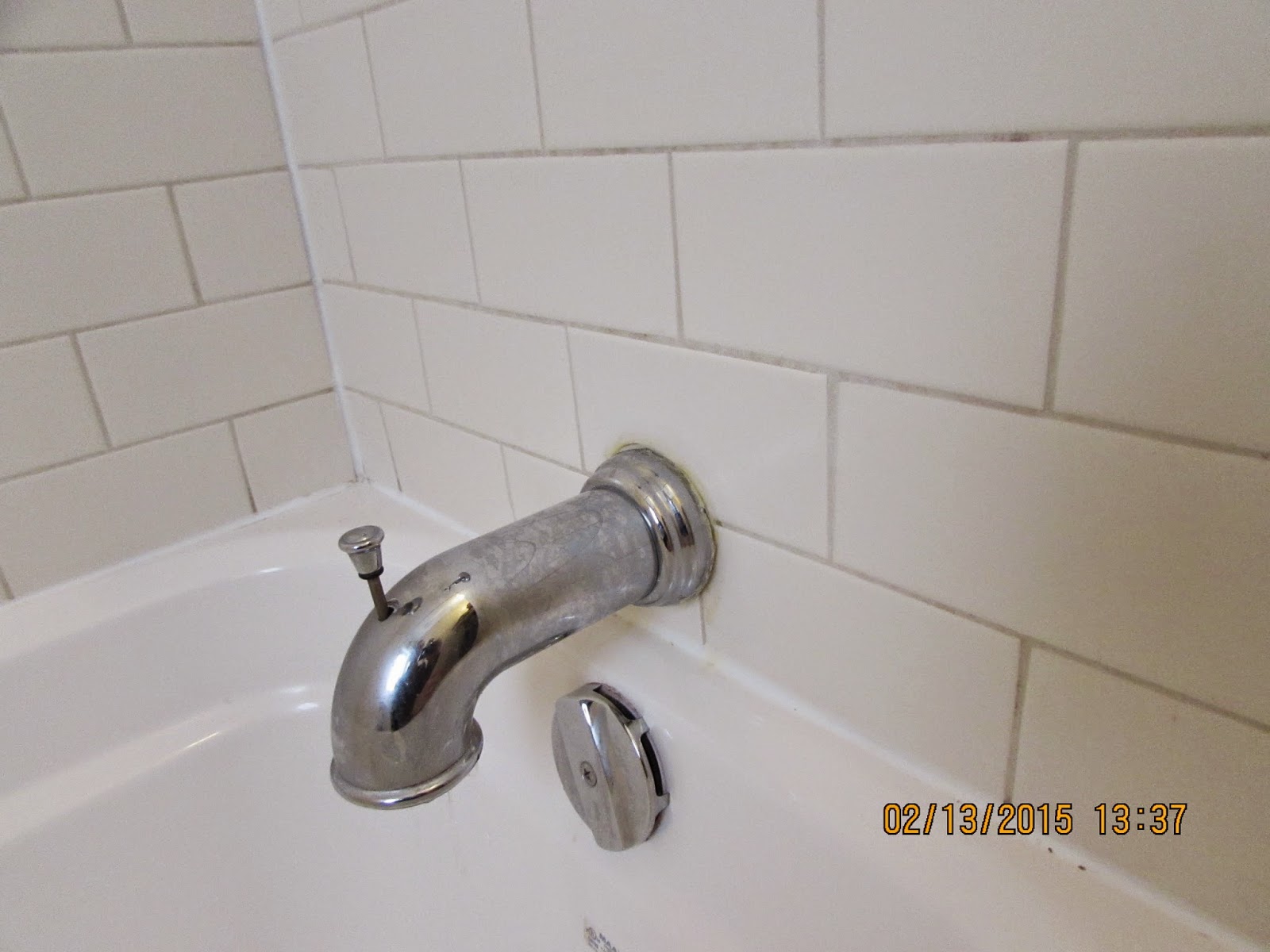 Inspected by 42 (ib42) Ottawa Home Inspections Caulking in the Bathroom