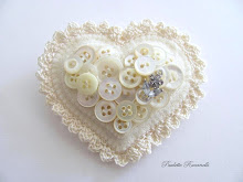 button heart pin with crochet edge