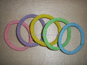 pulseras colores fluor realizadas a crochet