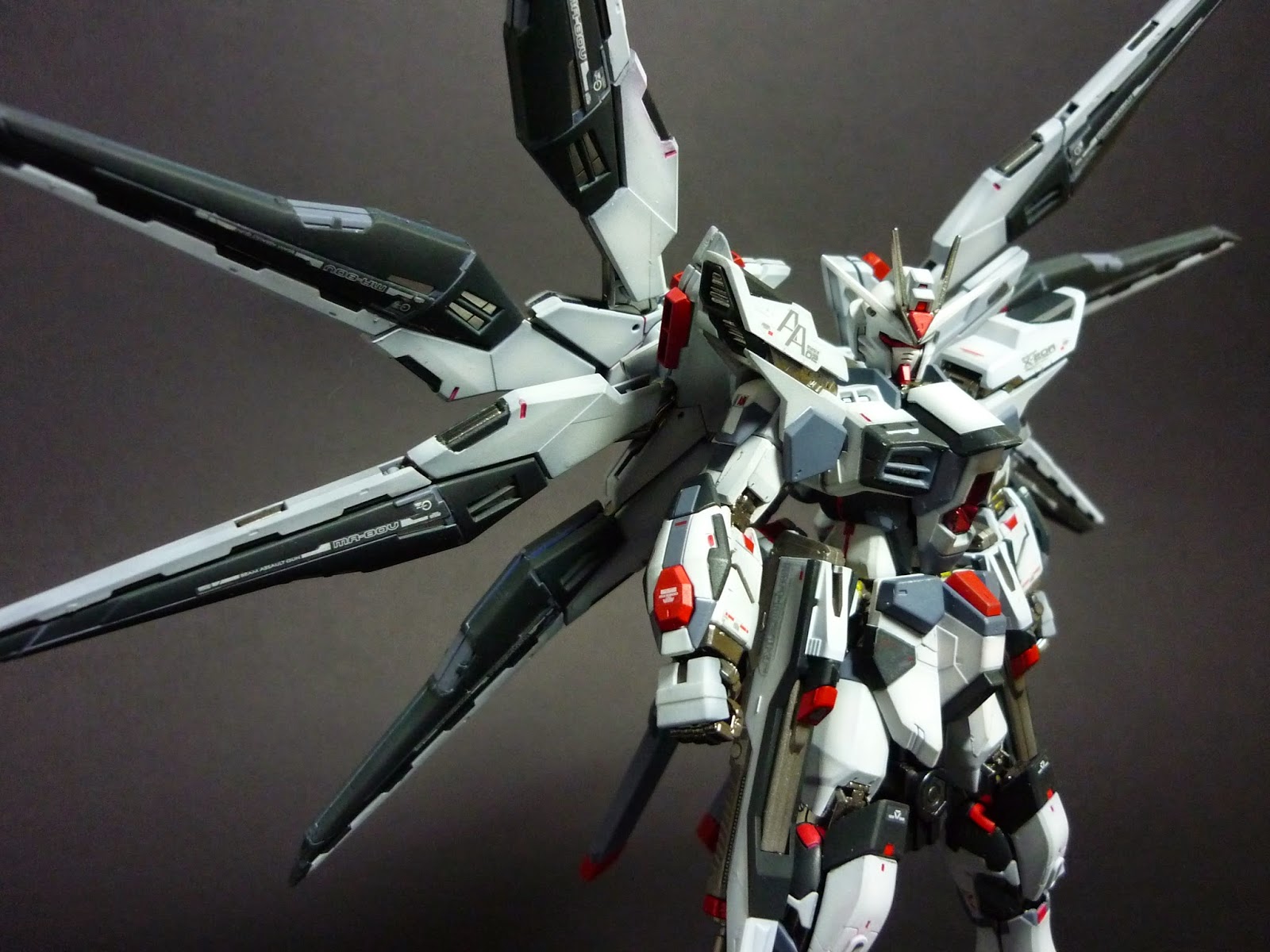 Painted Build: RG 1/144 ZGMF-X20A Strike Freedom Gundam - Gundam Kits