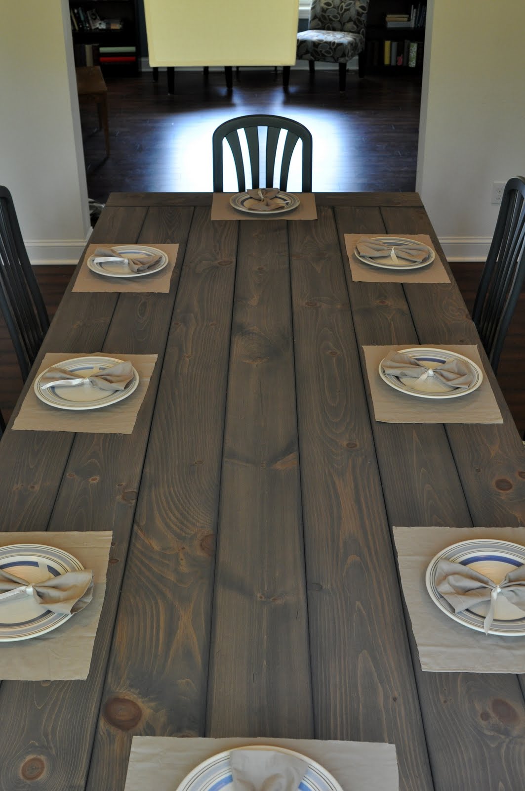 Farmhouse Table Remix {How to Build a Farmhouse Table}