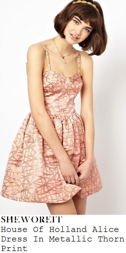 alesha-dixon-rose-pink-and-gold-all-over-thorn-branch-print-sleeveless-sweetheart-neckline-prom-dress-britains-got-talent