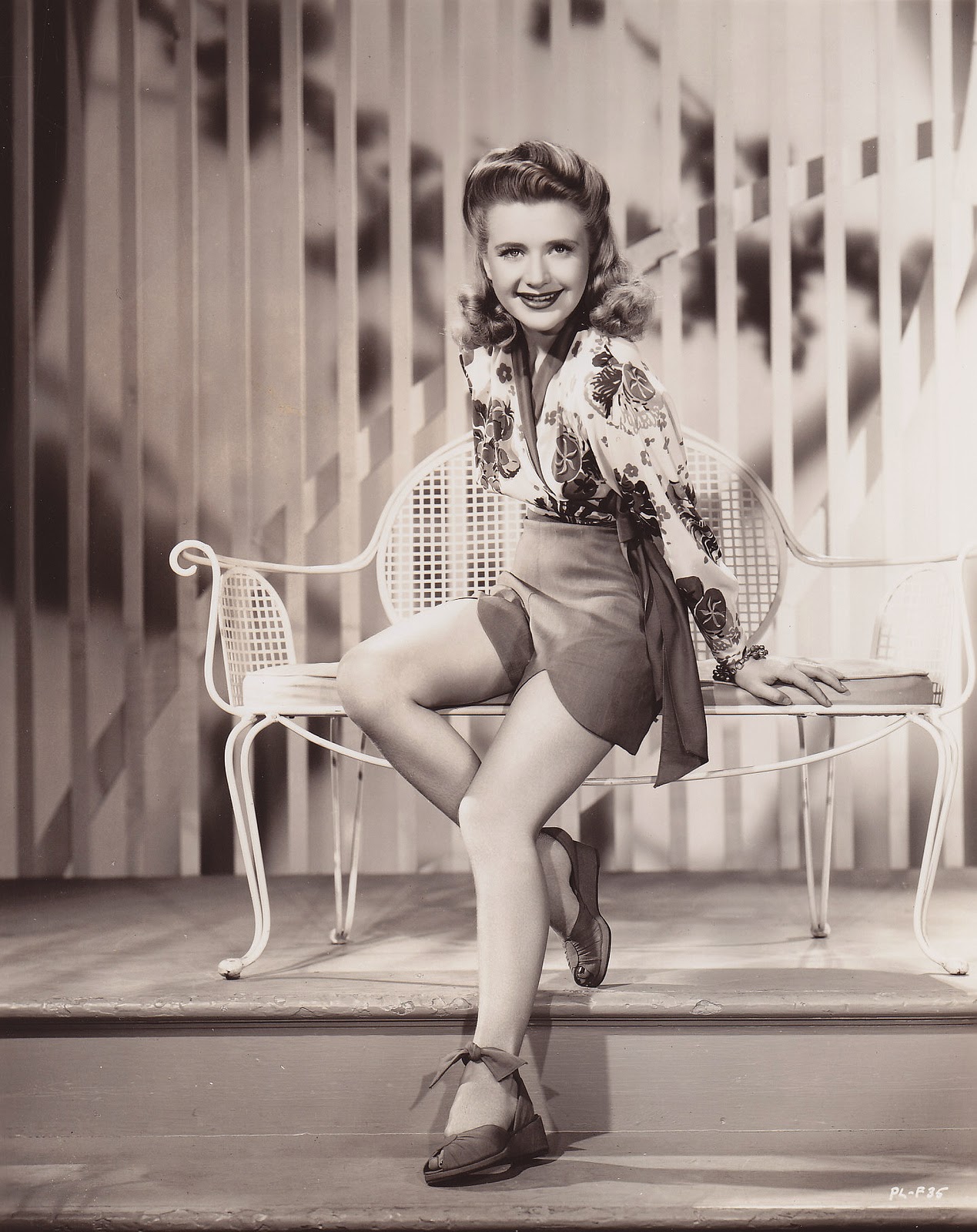 Check Out What Priscilla Lane Looked Like  in 1942 