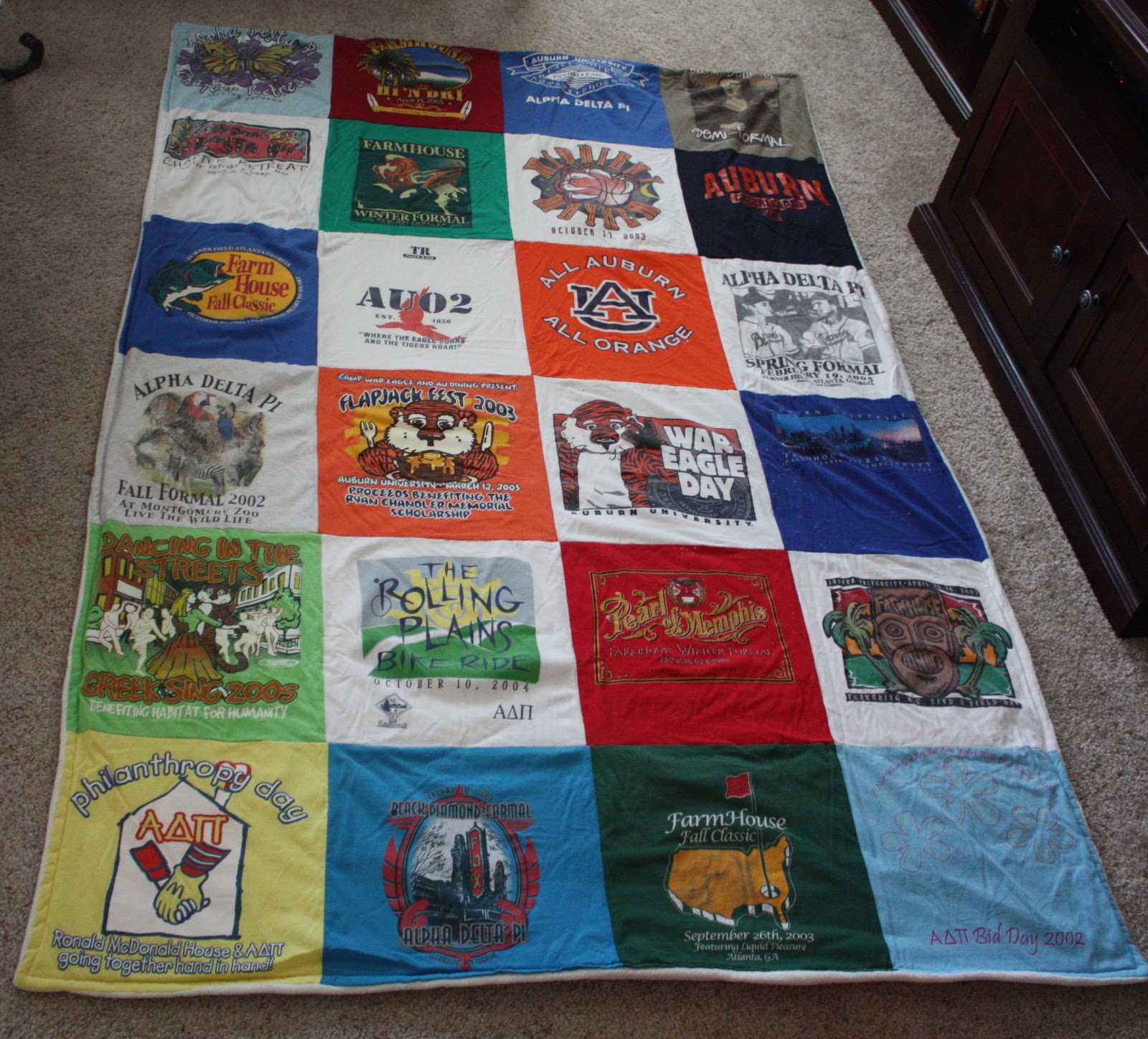 The Dixie Chicken Quilts TShirt Quilts