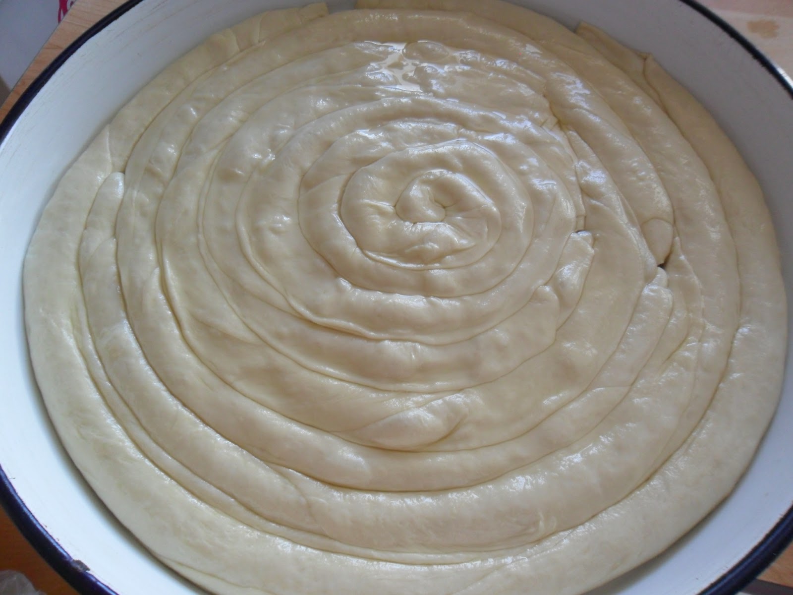 Aklından Bir Lezzet Tut! MAYALI SADE KOL BÖREĞİ