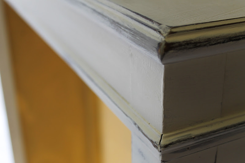 VanHook & Co. Distressing Chalk Paint with Water