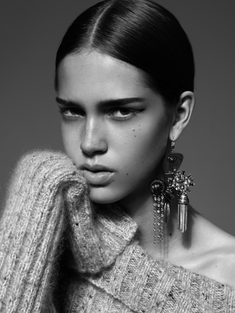 Julia Jamin for CR Fashion Book, photographed by Alexandra Utzmann, styled by Constance Féral Julia Jamin for CR Fashion Book, photographed by Alexandra Utzmann, styled by Constance Féral