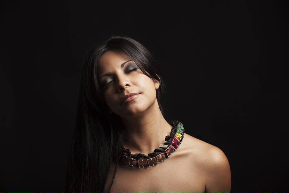 Lorena Sosa presenta Remenbranza accesorios textiles Quinta trends