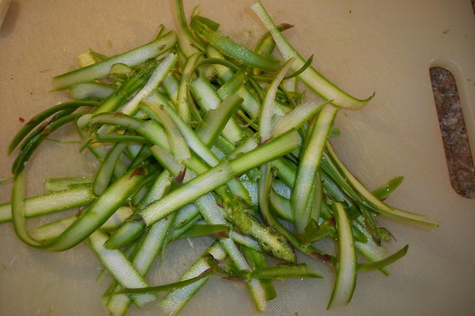Lee Cooks, Margy Eats Asparagus Salad with Lemon Dijon Vinaigrette