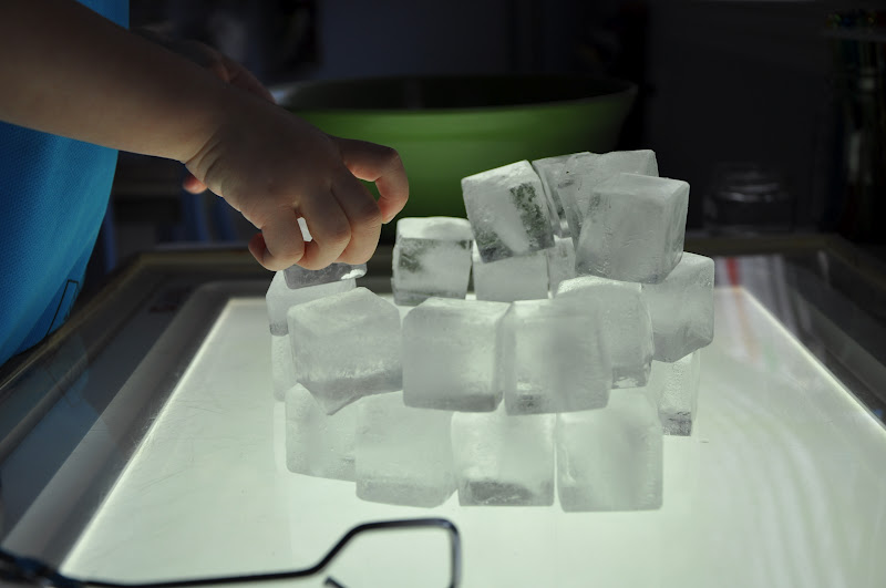 Play At Home Mom LLC Ice blocks Igloo