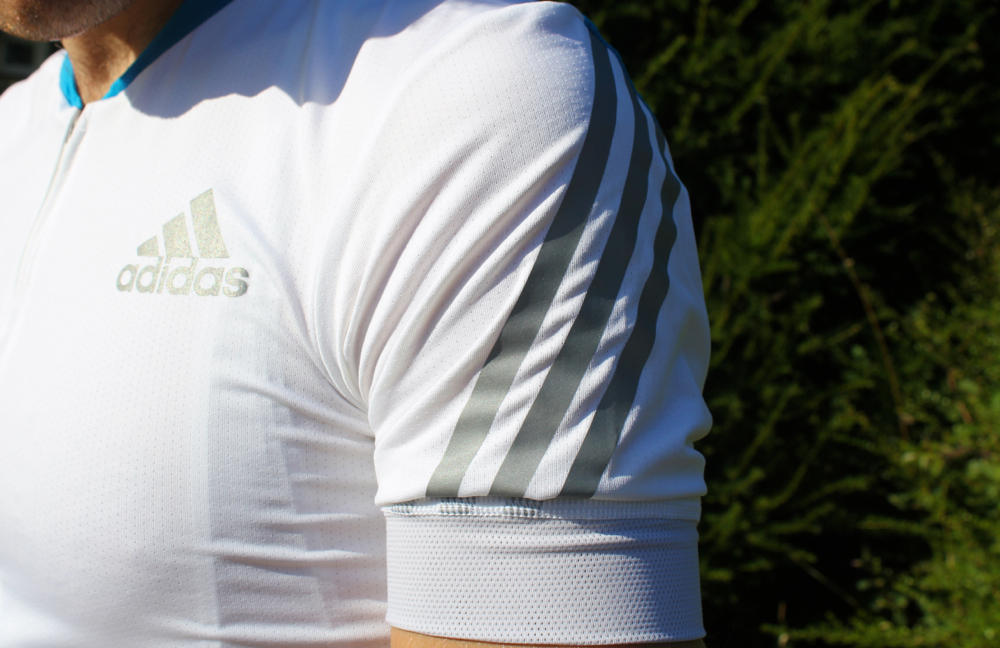 Review adidas Supernova Jersey and adiStar Bib Shorts