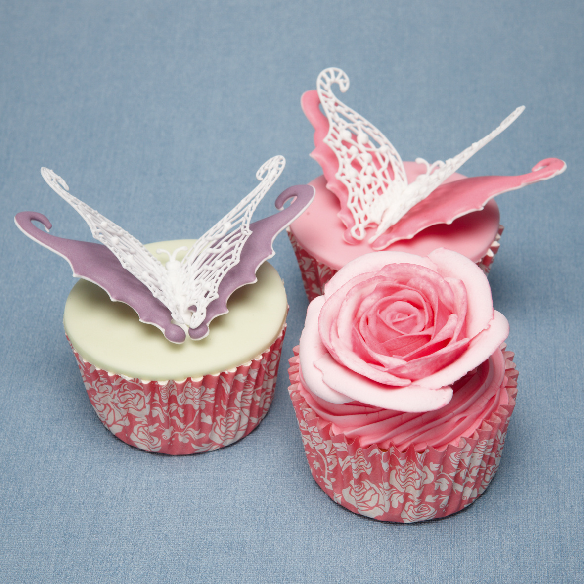 Vivian+rose+cupcakes.jpg