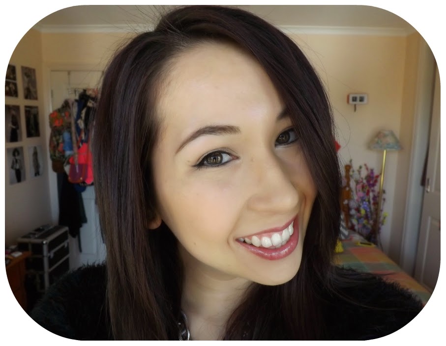 TUTORIAL Quick & Easy Everyday Eye Makeup taken by surprise