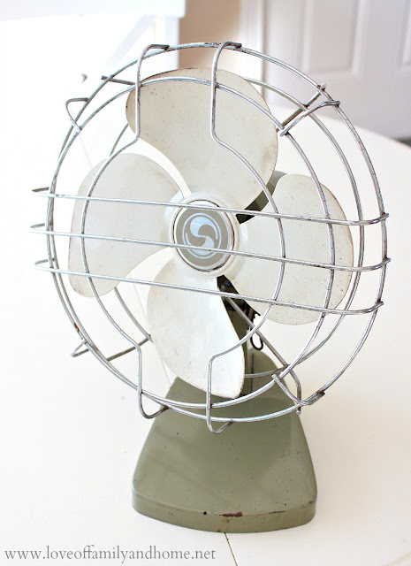 Antique Fan Makeover with Spray Paint 