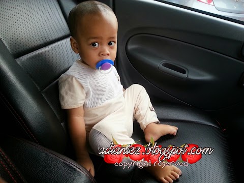 "IJAT SIT DOWN PROPERLY OK. IBU NAK DRIVE" ~ TAK SAMPAI 1 MINIT PERJALANAN !