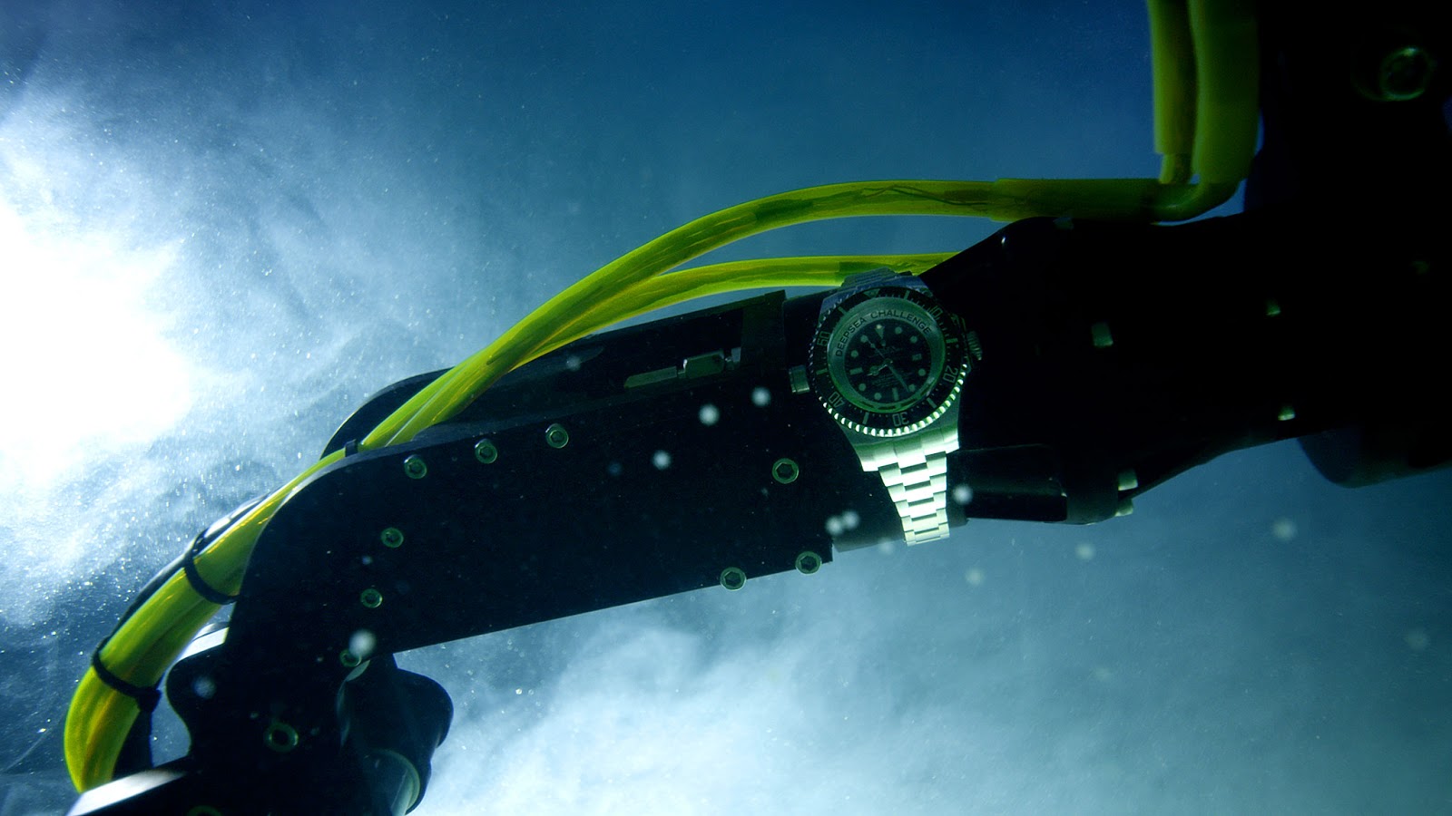 Rolex_Deepsea_Challenge-on-Robotic-Arm.j