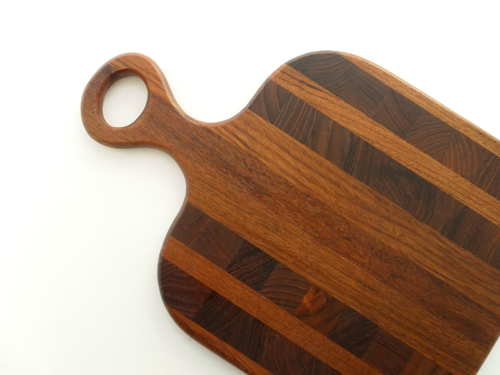 DIY: Refinishing a Wood Cutting Board