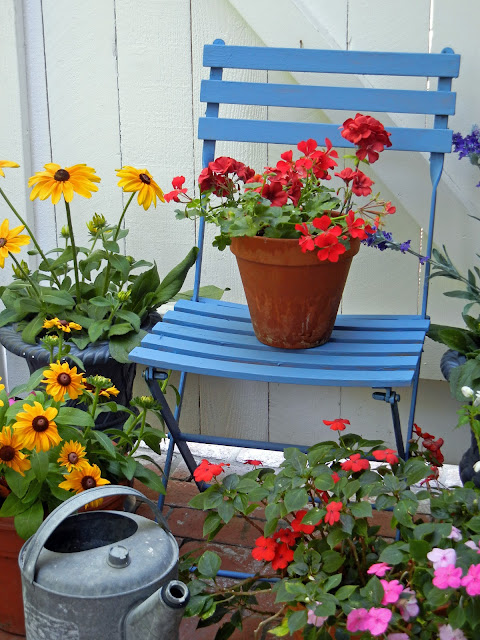My Painted Garden: Inspirations for Painting A Blue Chair