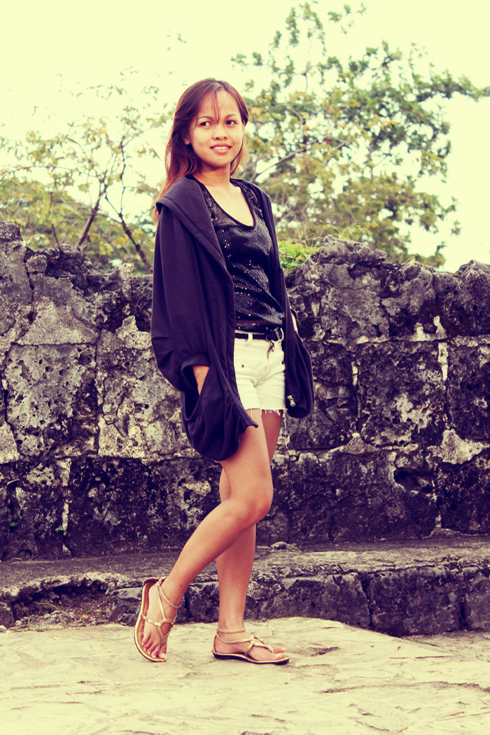 Travel light in style: Walking around Fort San Ped...Fashion, forever 21, Levis, Oversize Jacket, Rusty Lopez flats, Travel light in style: Travel light in style: Walking around Fort San Ped...Fashion, forever 21, Levis, Oversize Jacket, Rusty Lopez flats, Travel light in style