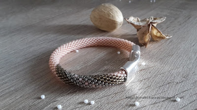 Crochet bead bracelet of tiny beads Toho