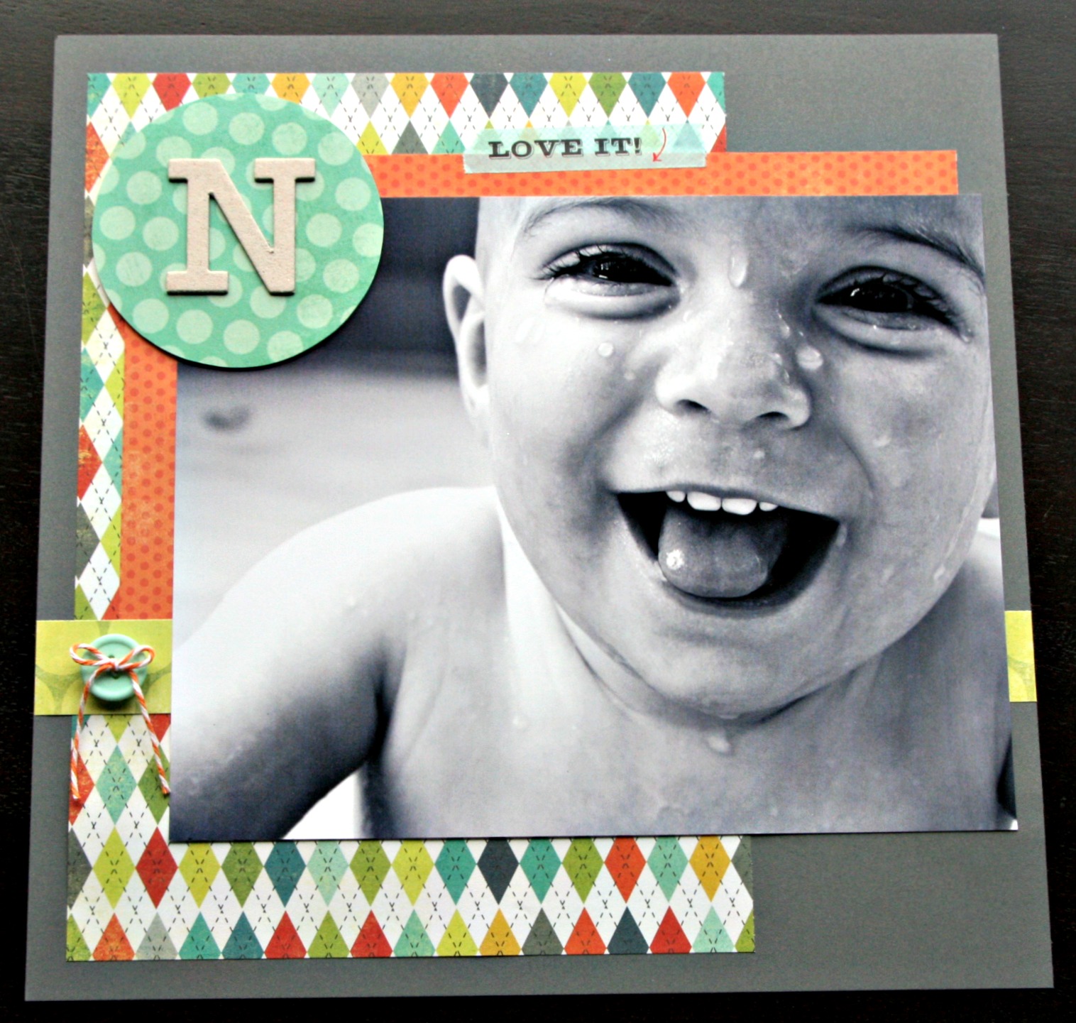 8x10 layout Scrapbook layout sketches, Scrapbook pictures, Simple scrapbook