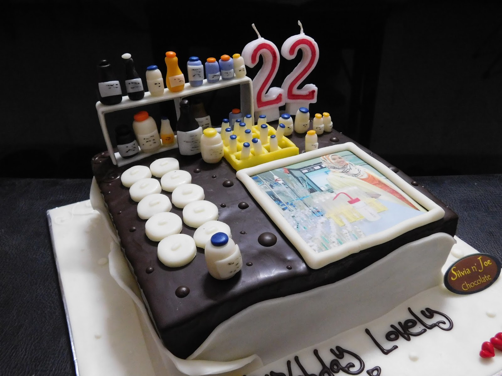 TOKO COKLAT COKLAT KUE ULANG TAHUN CAKE CUPCAKE