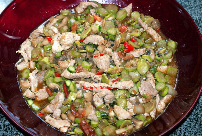 Karin�s Recipe: Tumis Asparagus Hijau (Sautéed Green Asparagus)