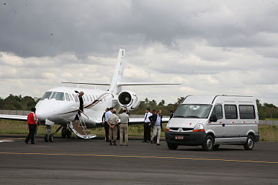 Fotos & Grafia LICITAÇÃO DO AEROPORTO DE FEIRA DE SANTANA É ADIADA