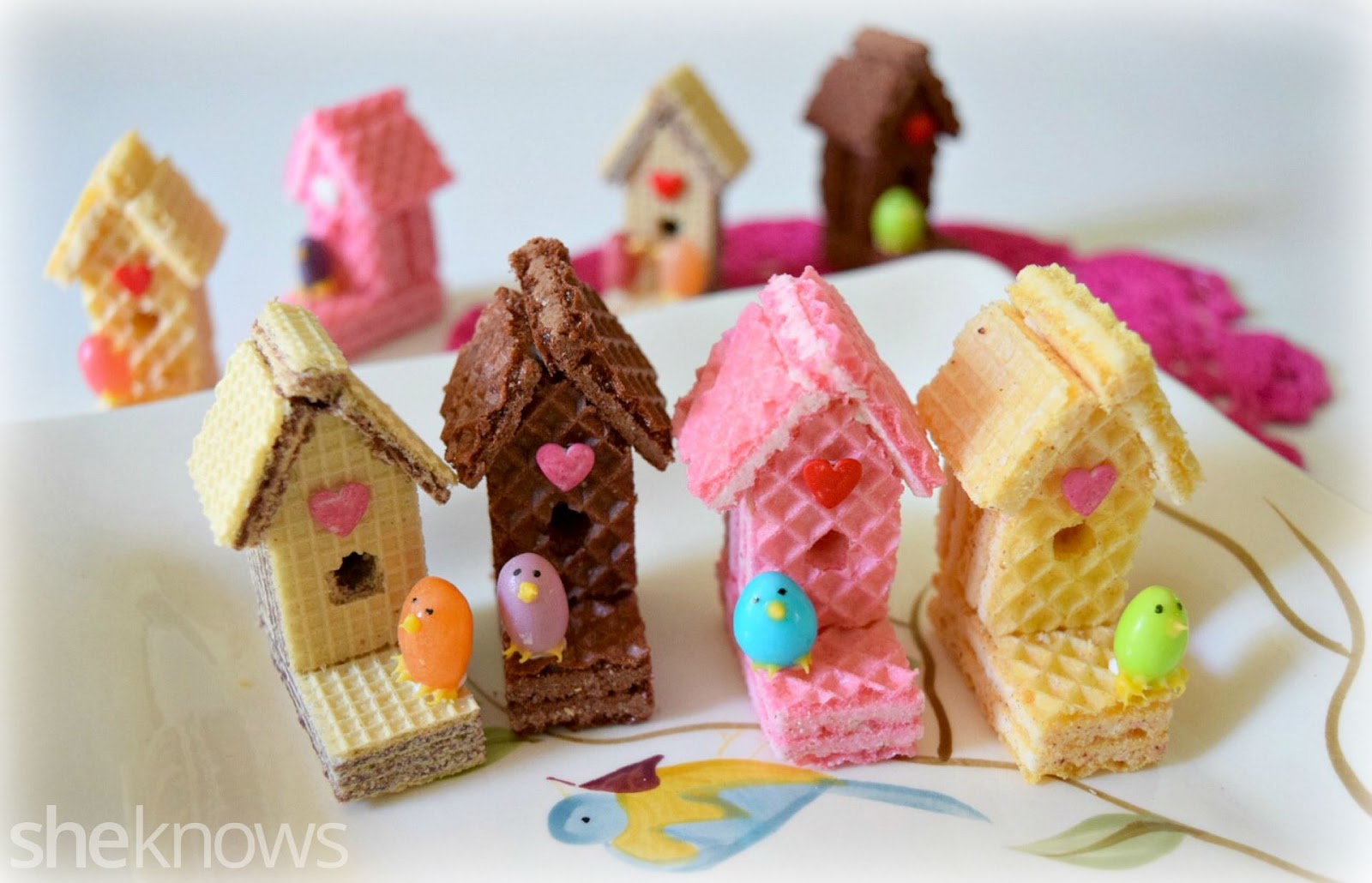 Sugar Swings! Serve Some Mini birdhouse treats with jelly bean birds