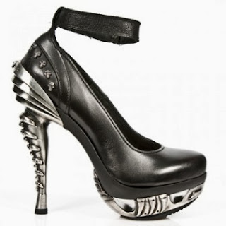 http://www.newrockonline.com/de/footwear/magneto/m-mag001-c1-shoes-magneto.html