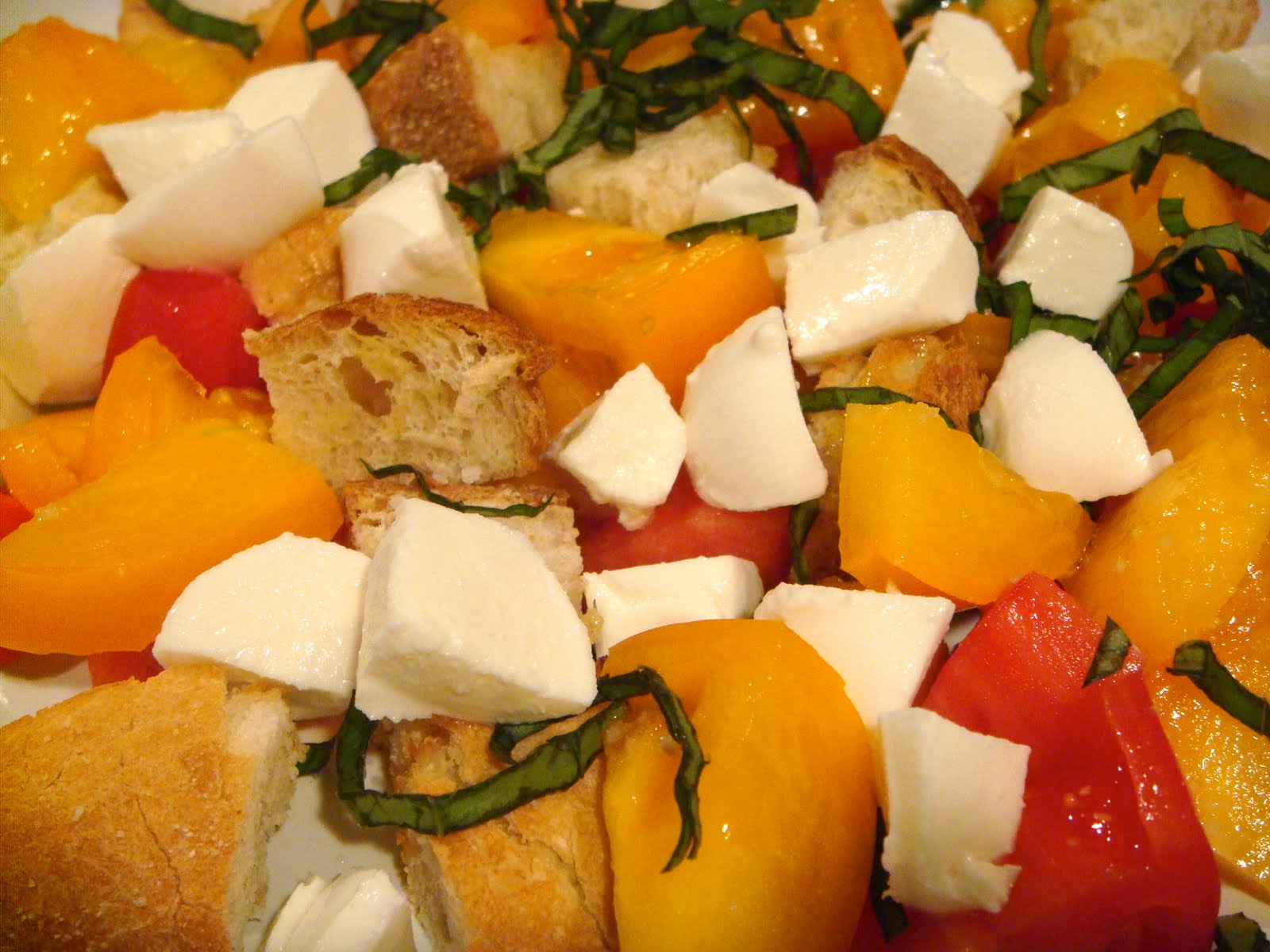 Delicious Dishings Easy TomatoBread Salad