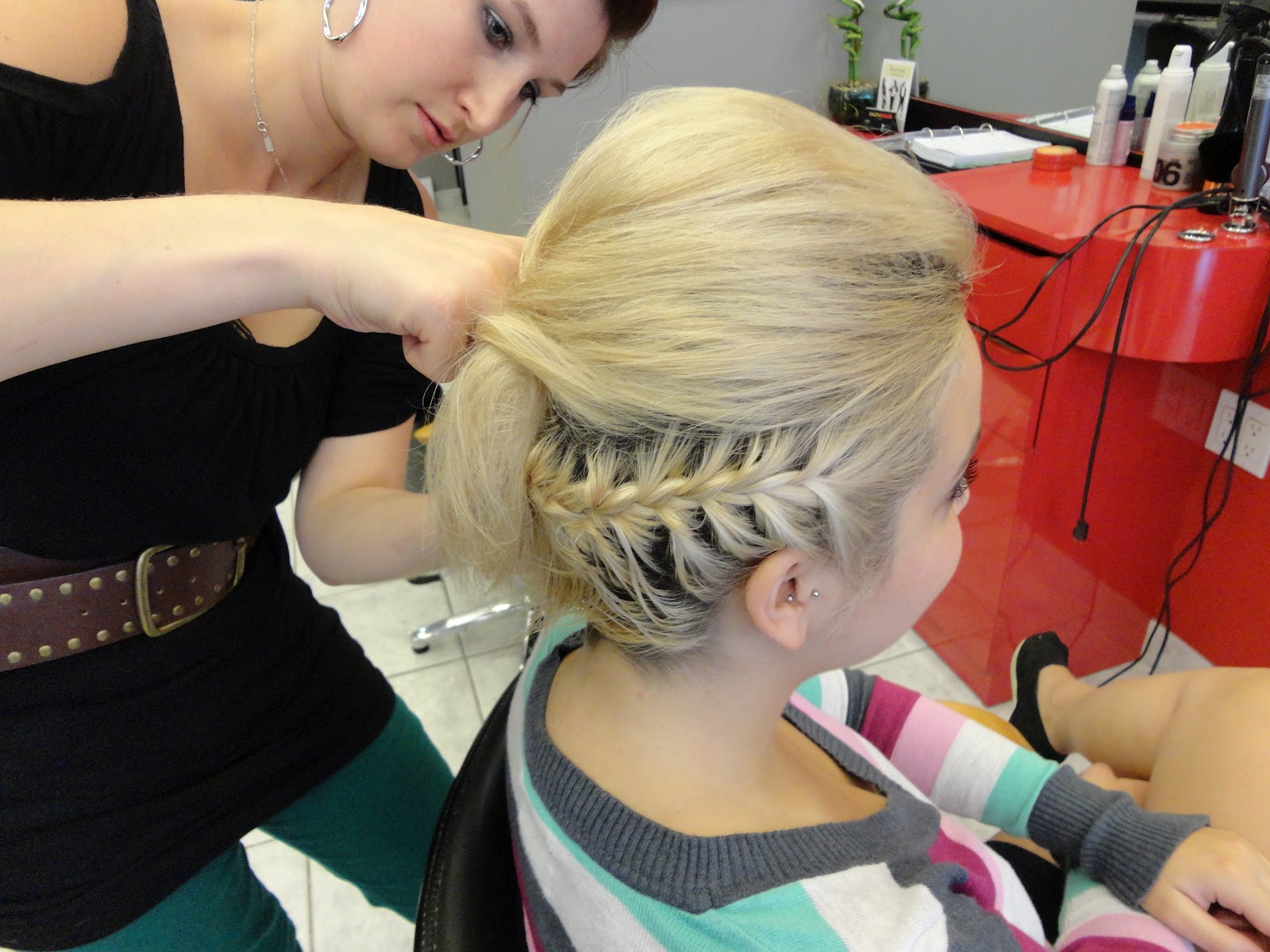 Salon Rouge Hair Salon Ottawa Ontario Style/Updo