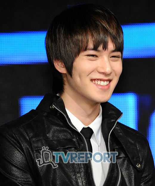 Welcome to my blog: [Picts]Jonghyun C.N.Blue