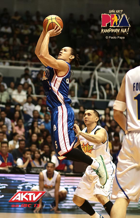 Alex Cabagnot Images