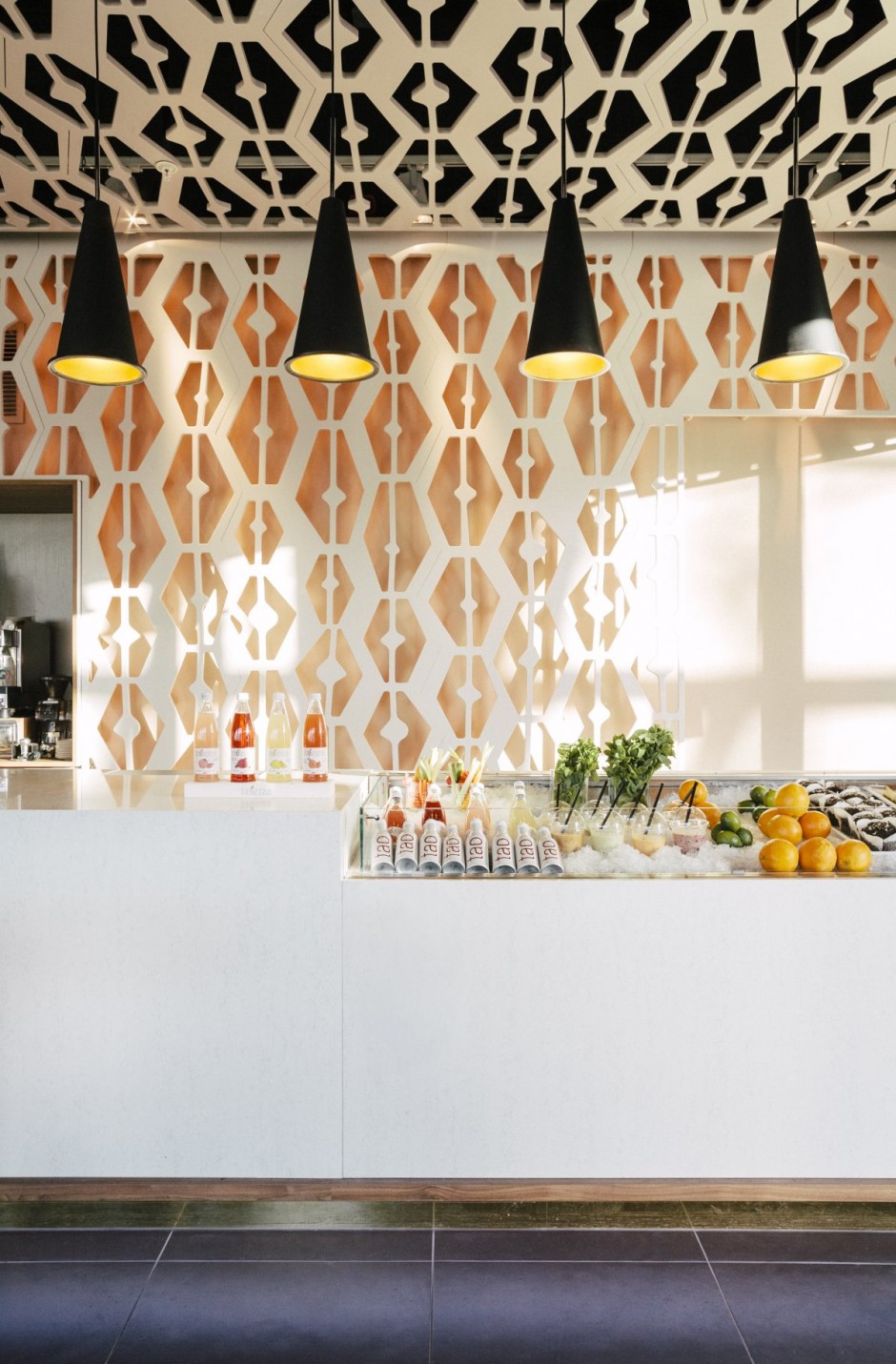 Aydinlatma Ve Dekor Dunyasindan Gelismeler D Dock Design Dan Amsterdam Da Weekend Coffee Aydinlatma