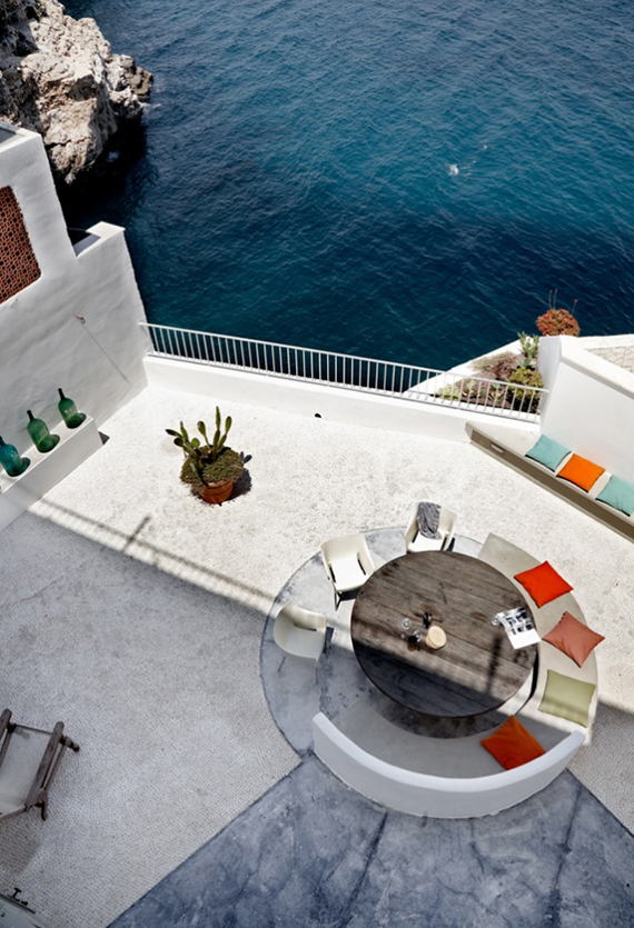 Incredible terrace with sea view | Photo by Wichmann + Bendtsen for Kinfolk