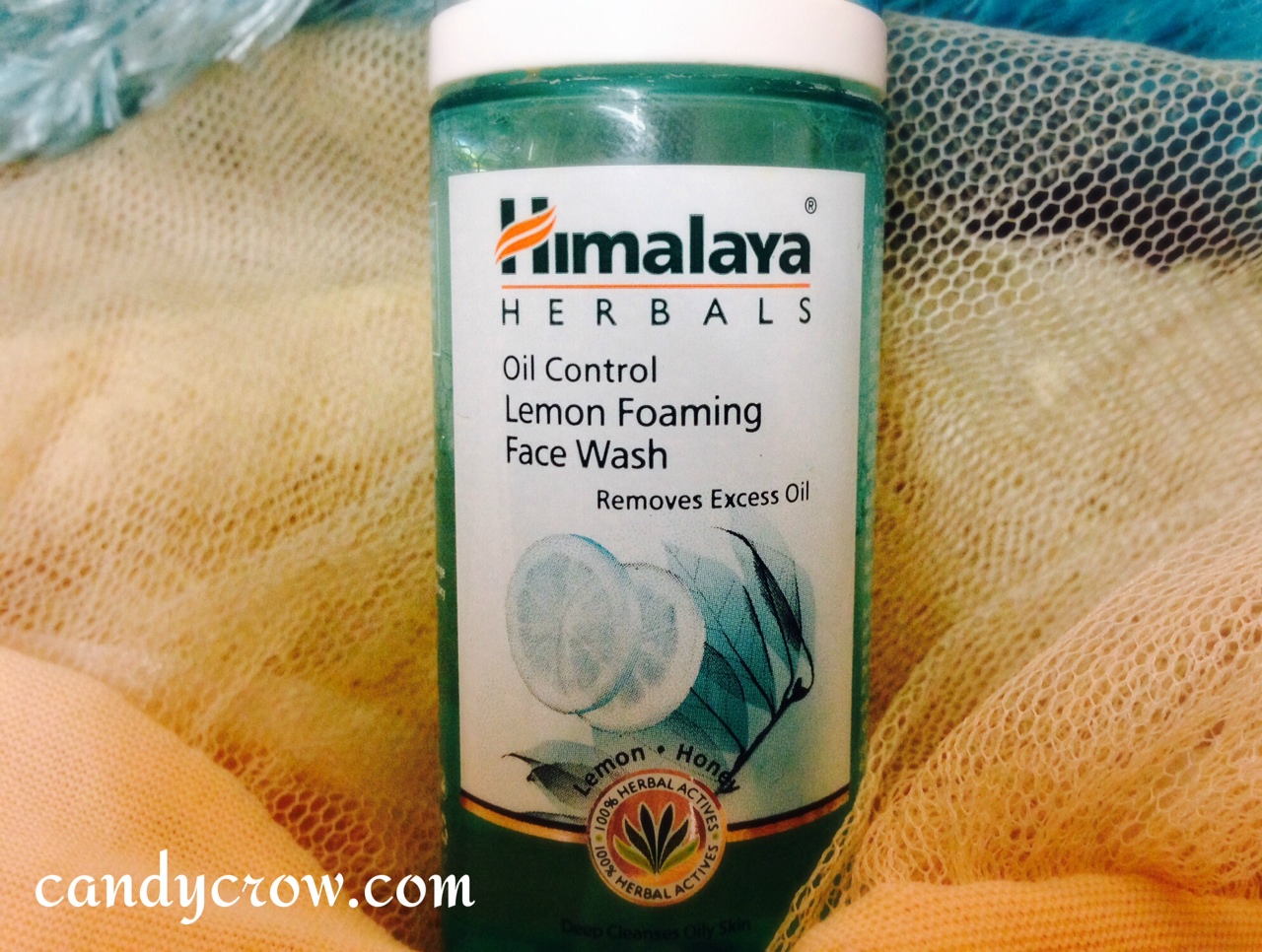 Himalaya Oil Control Lemon Foaming Face wash Review Indian Beauty and