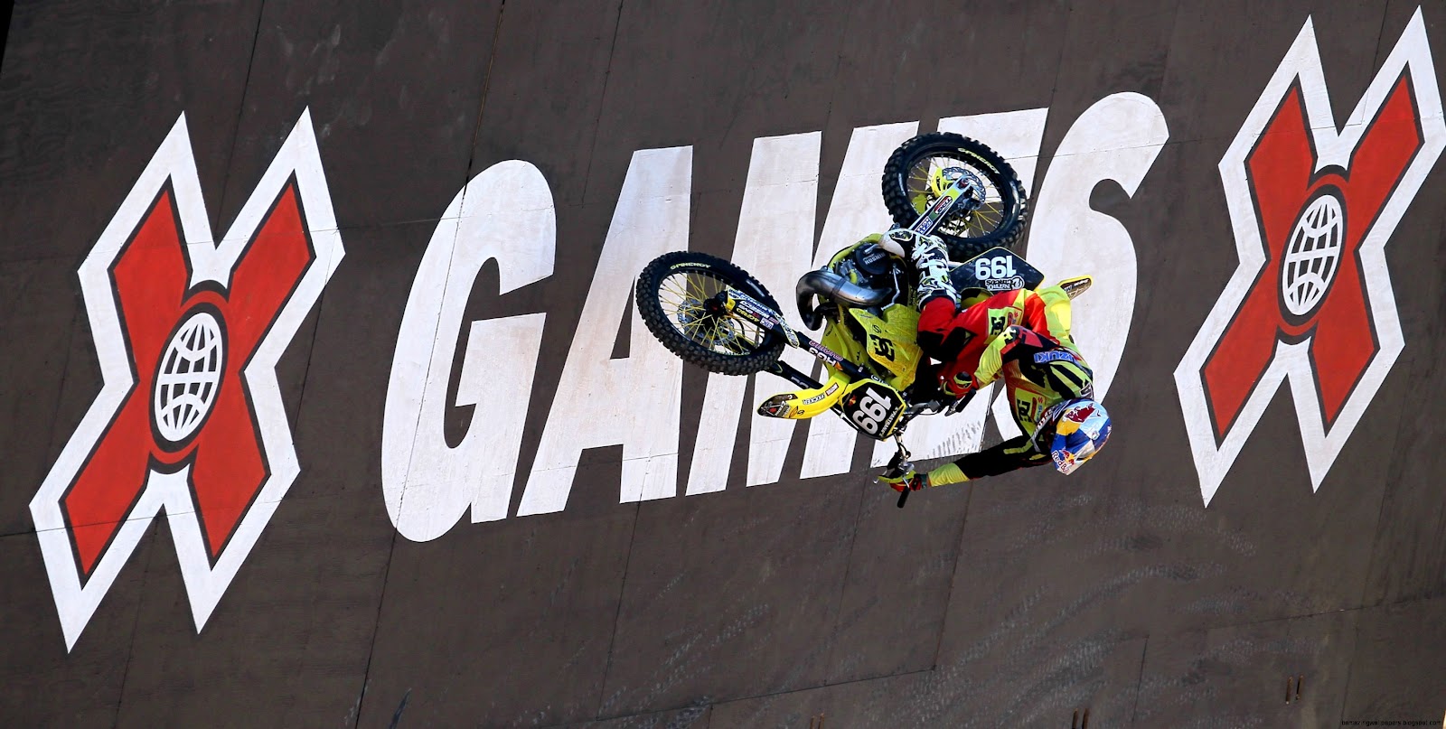 Travis Pastrana Double Backflip X Games Travis Pastrana Double Backflip X Games