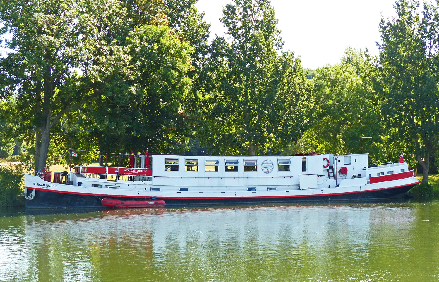 Around Perranuthnoe Mapledurham Lock to Pangbourne