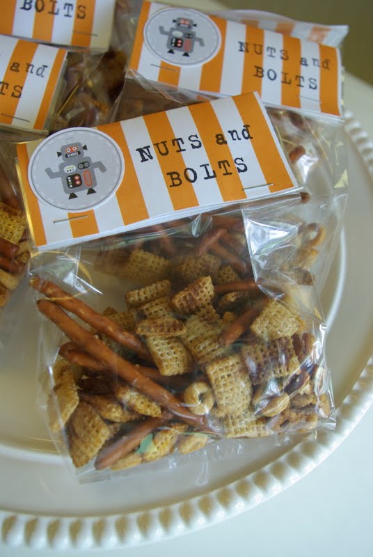 Oleander and Palm Robot Birthday Party Part III (The Food)