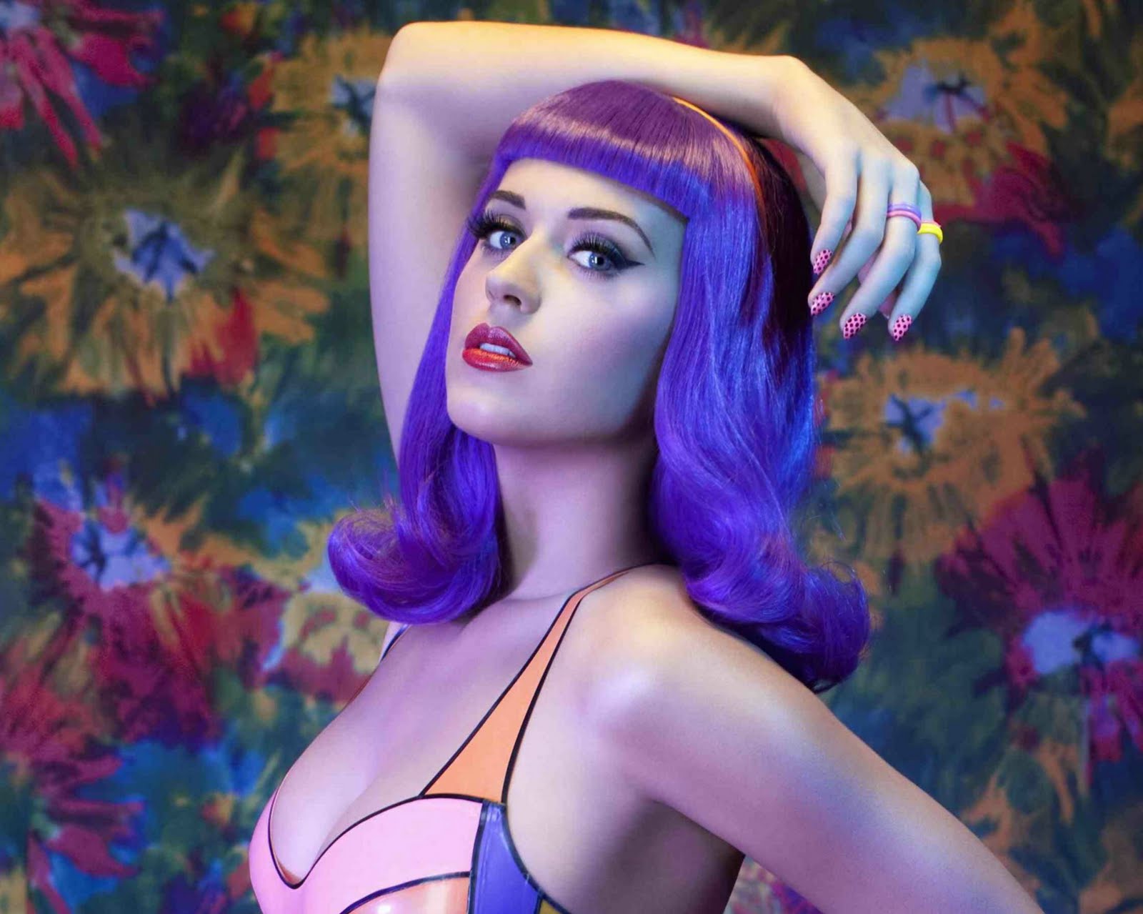 http://3.bp.blogspot.com/-i4kkvADdGb4/ULmtpvmPkUI/AAAAAAAAKkM/PJ1w3_adSQU/s1600/katy+perry+teenage+dream+45.jpg