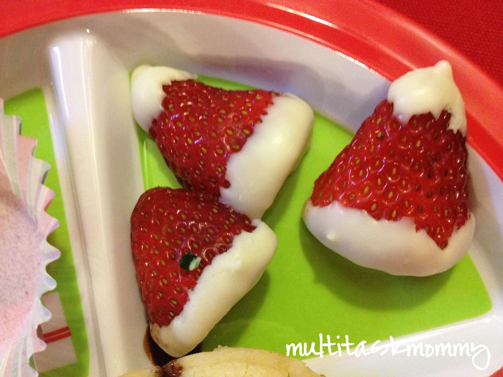 Strawberries And Cream "Elves" Recipe — Dishmaps