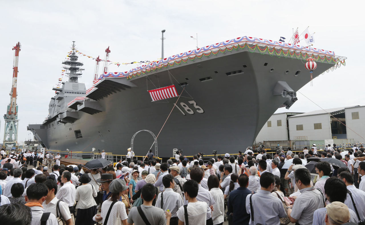 http://3.bp.blogspot.com/-i6Mb-djNgrI/UgG3LHidasI/AAAAAAAAb7o/KatSE0g5Urw/s1600/Japan+Unveils+Izumo+Class+Helicopter+Destroyer+(Light+Aircraft+Carrier)Japan+Maritime+Self-Defense+Force+ah-64+sh-60+(1).jpg