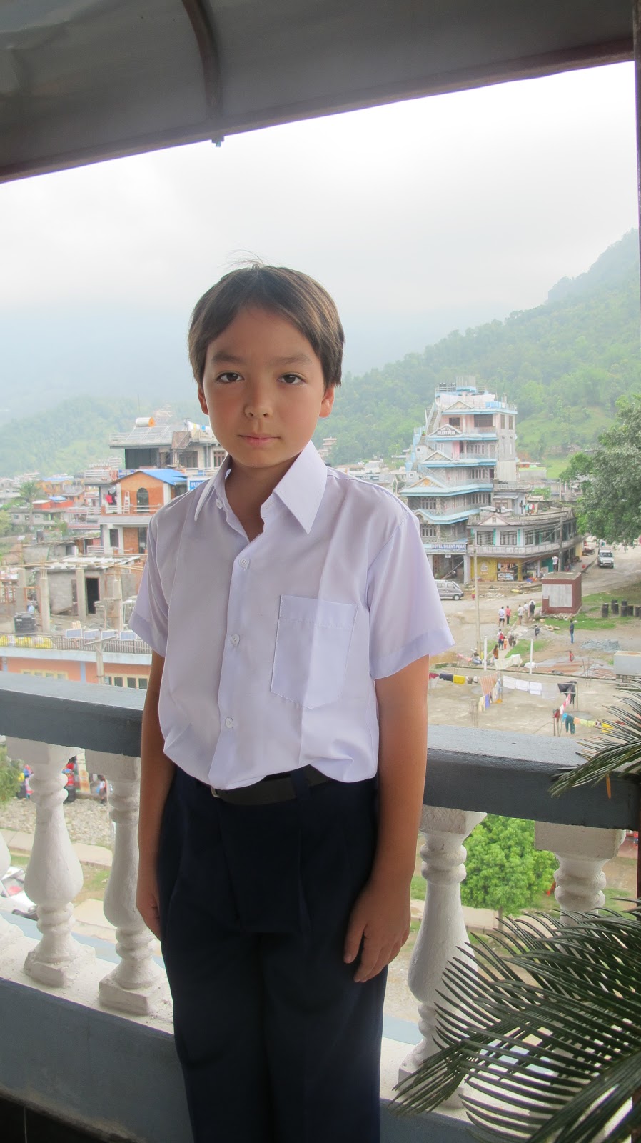 Happy Life With Keishi ネパールの学校での男子の髪の毛の決まり